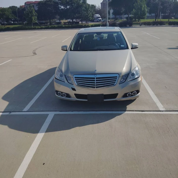 2010 Mercedes-Benz W212 E-Class - Image 2 of 12