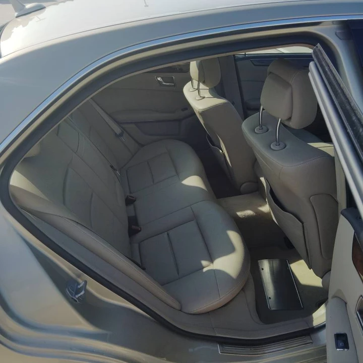 2010 Mercedes-Benz W212 E-Class - Image 9 of 12