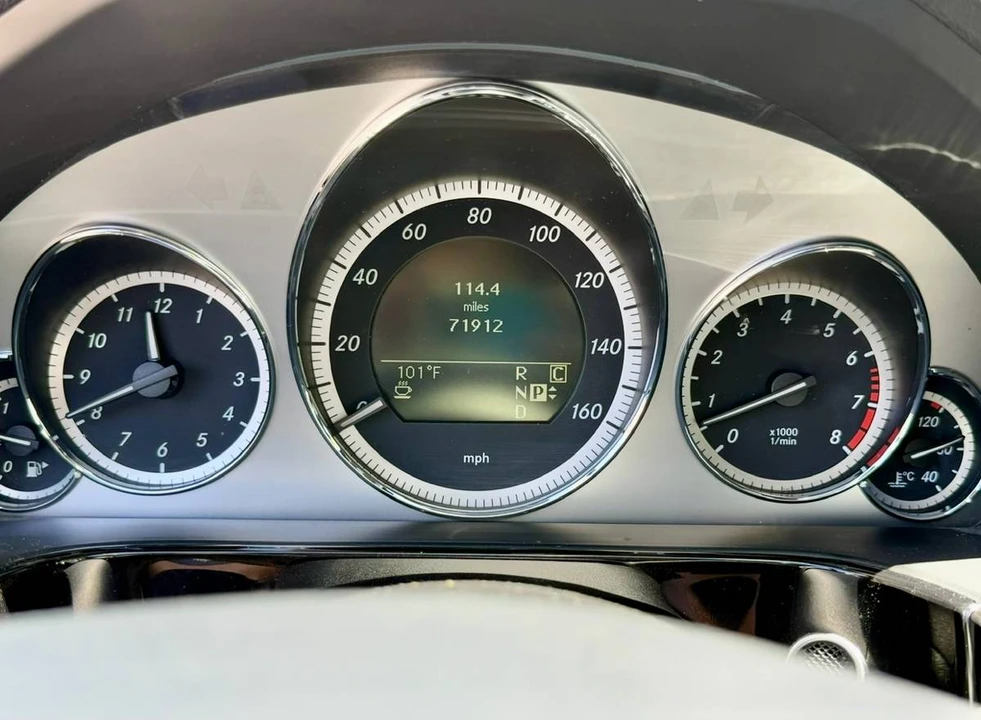 2010 Mercedes-Benz W212 E-Class - Image 11 of 24