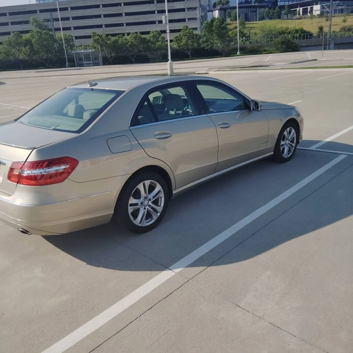 2010 Mercedes-Benz W212 E-Class - Image 6 of 12