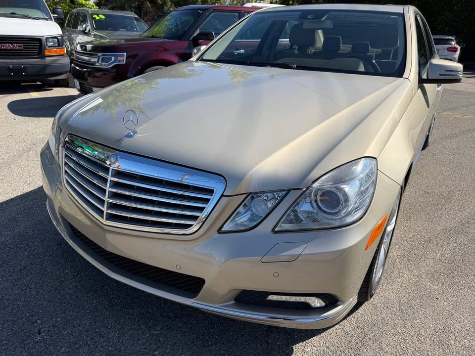 2010 Mercedes-Benz W212 E-Class - Image 3 of 17