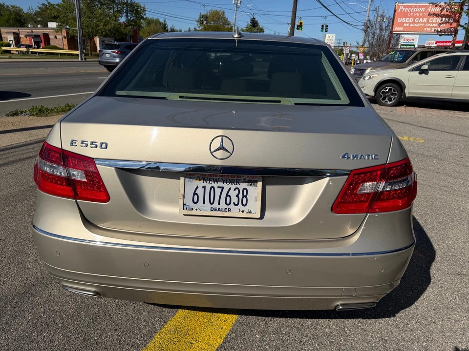 2010 Mercedes-Benz W212 E-Class - Image 9 of 17
