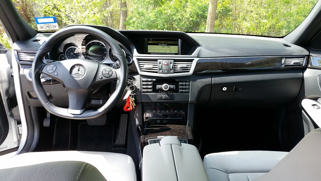 2010 Mercedes-Benz W212 E-Class - Image 4 of 5