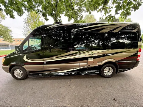 2010 Mercedes Sprinter 3500 Four Winds Venture