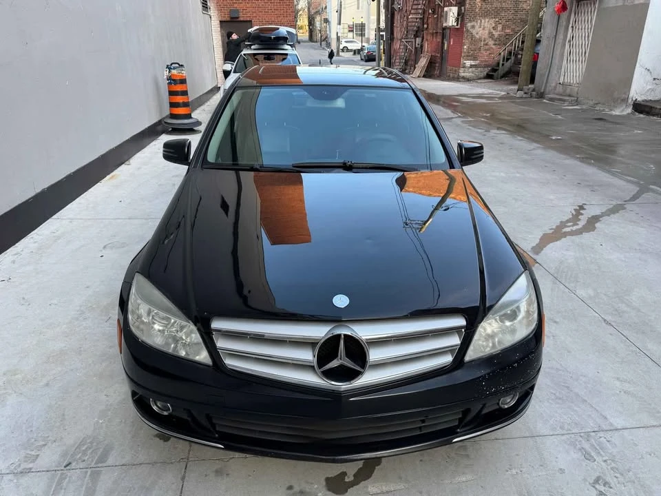 2010 Mercedes-Benz W204 C-Class - Image 2 of 7