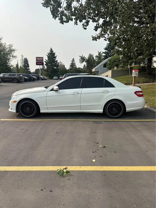 2010 Mercedes-Benz W212 E-Class - Image 2 of 14
