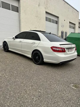 2010 Mercedes-Benz E550 4MATIC