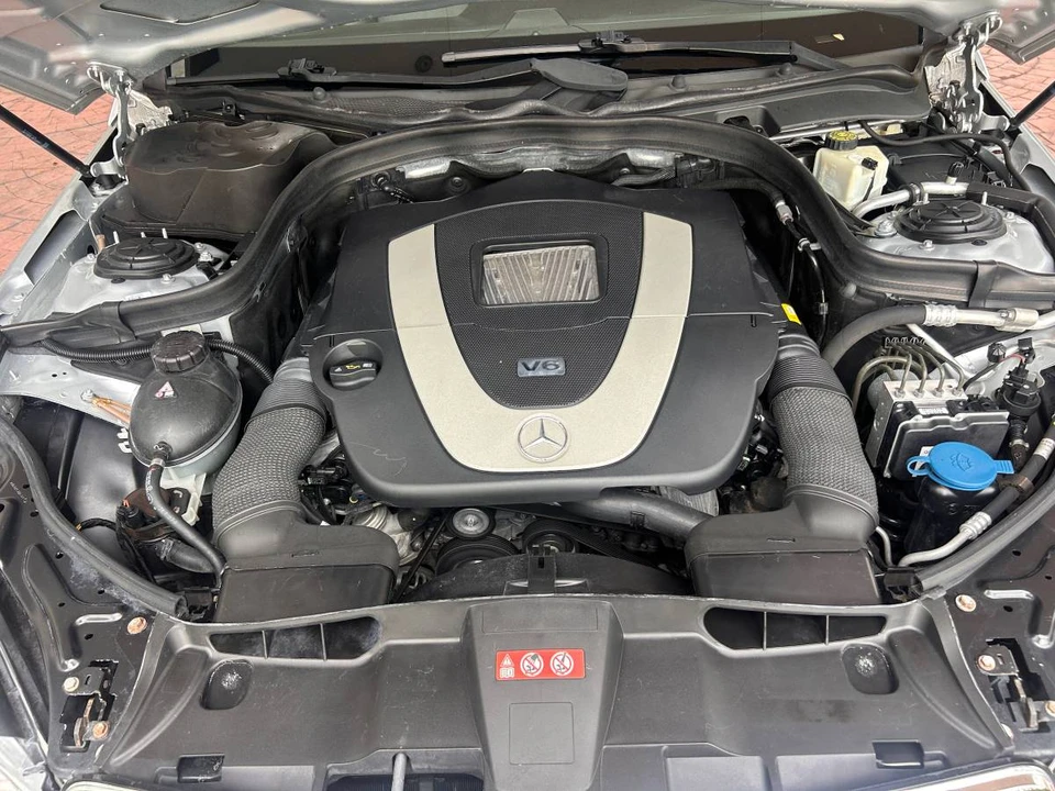 2010 Mercedes-Benz W212 E-Class - Image 21 of 24