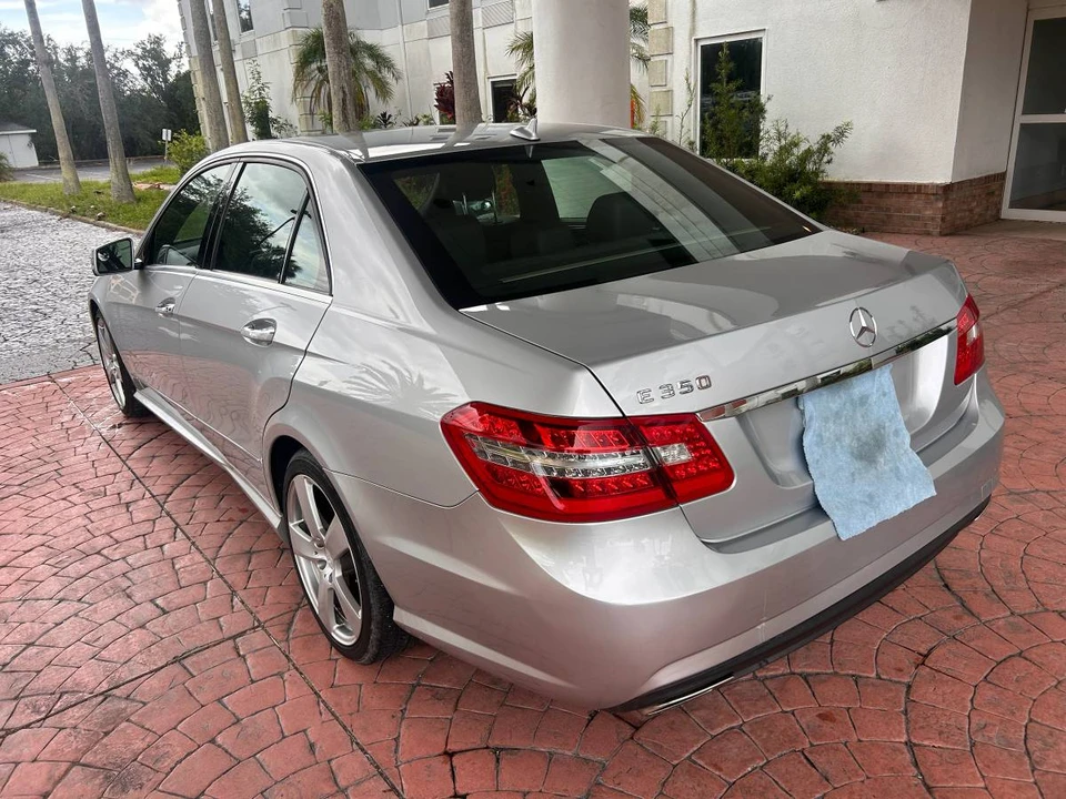 2010 Mercedes-Benz W212 E-Class - Image 7 of 24
