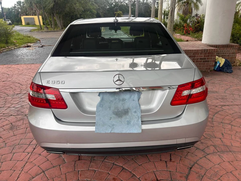 2010 Mercedes-Benz W212 E-Class - Image 4 of 24
