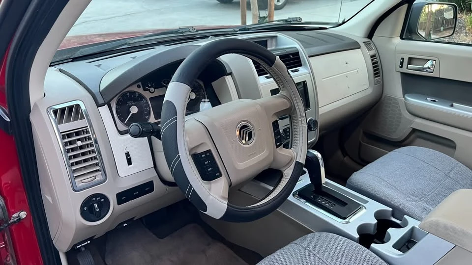 2010 Mercury Mariner - Image 10 of 19