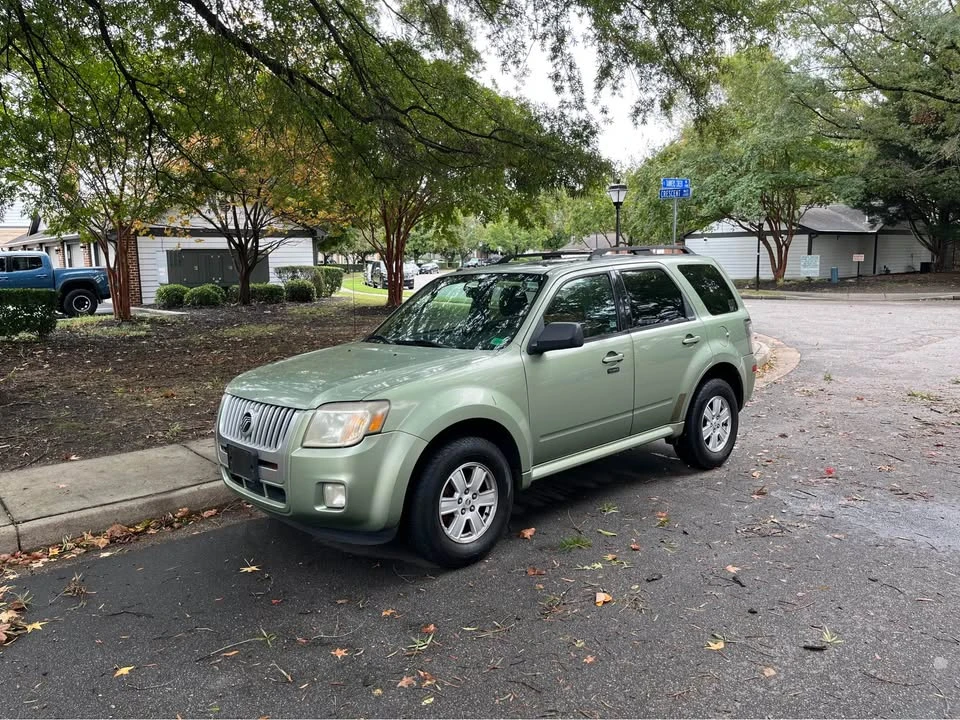 2010 Mercury Mariner - Image 13 of 13