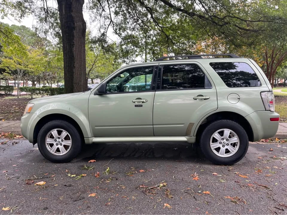 2010 Mercury Mariner - Image 6 of 13