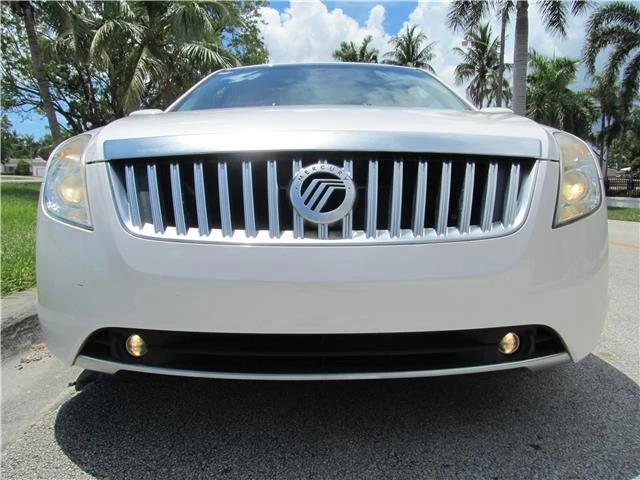 2010 Mercury - Image 12 of 12