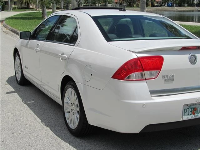 2010 Mercury - Image 3 of 12