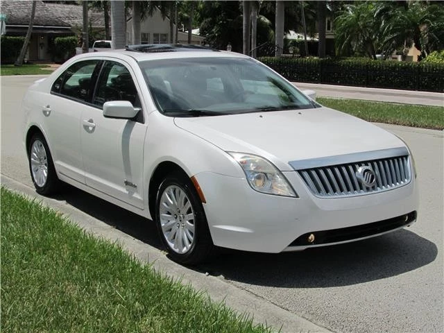 2010 Mercury - Image 9 of 12