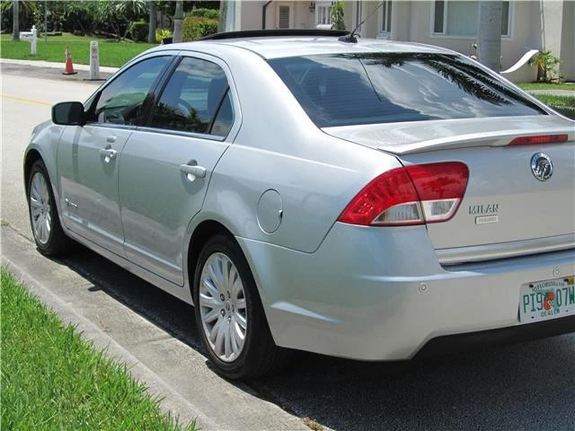 2010 Mercury - Image 6 of 12