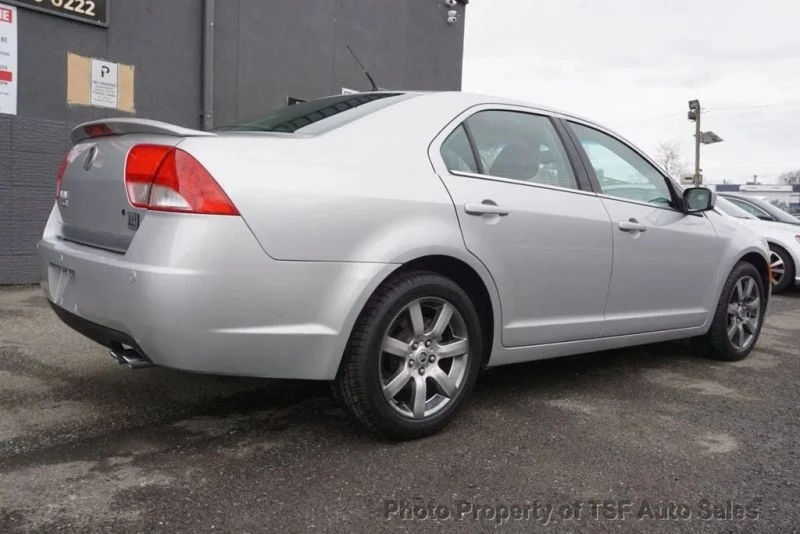 2010 Mercury - Image 7 of 12