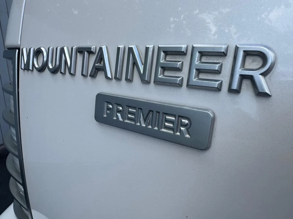 2010 Mercury - Image 7 of 20