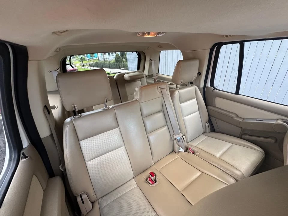 2010 Mercury - Image 13 of 20