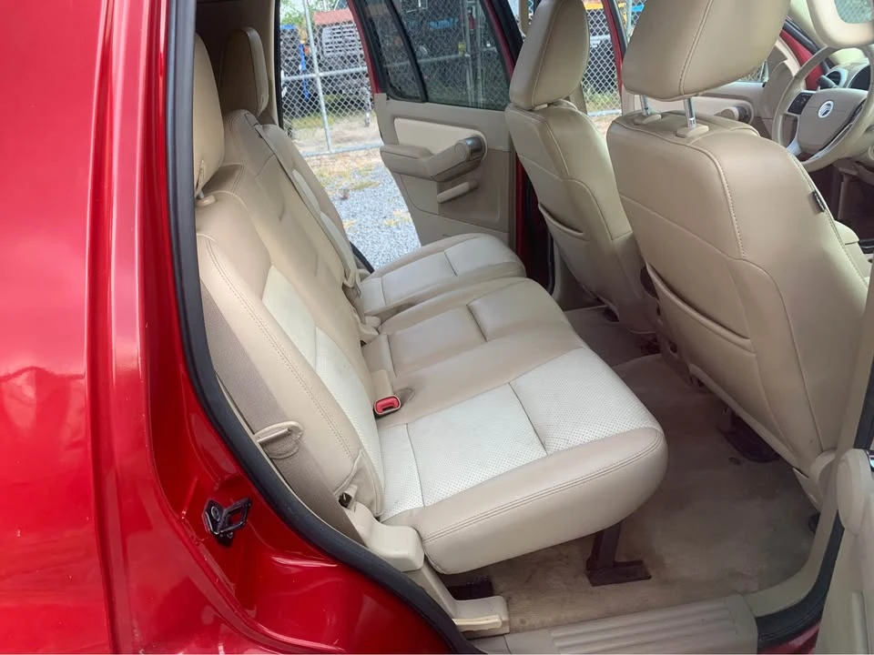 2010 Mercury - Image 10 of 10