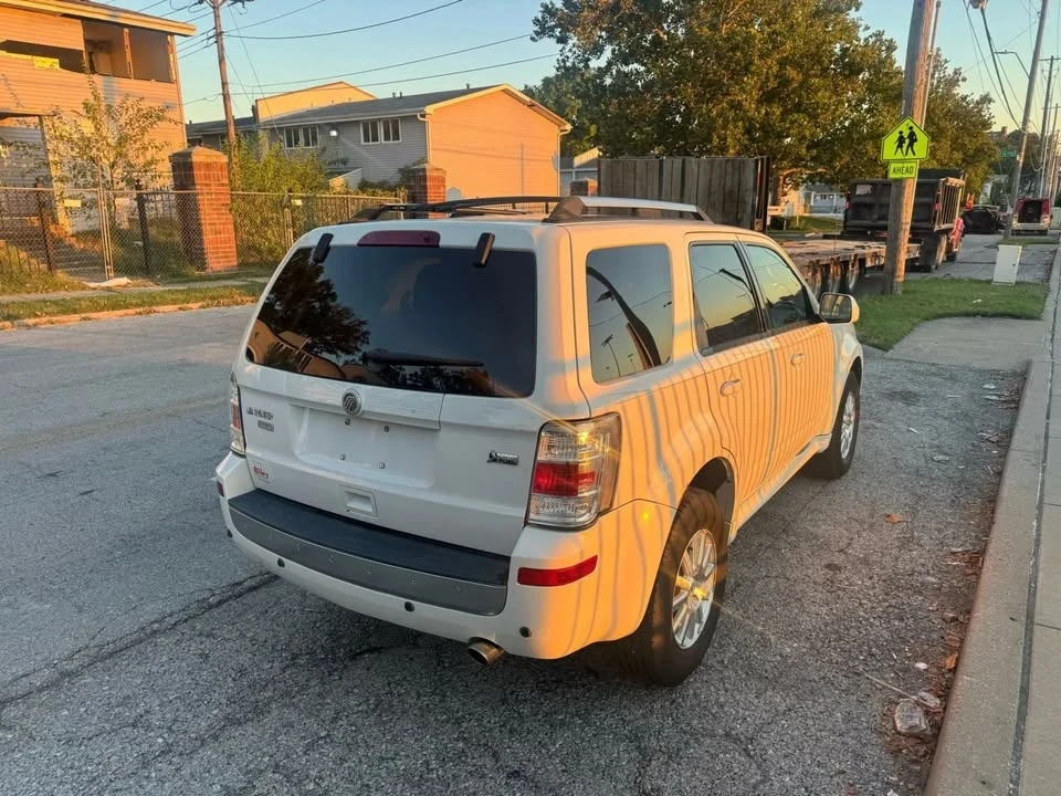 2010 Mercury Mariner - Image 2 of 10