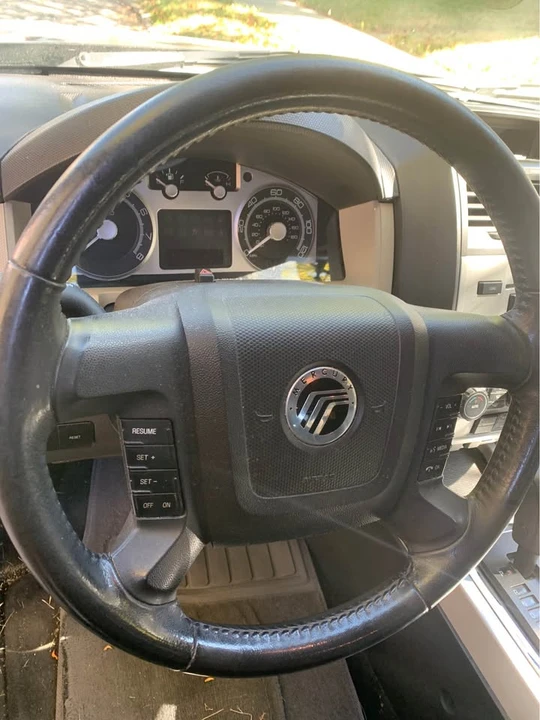 2010 Mercury Mariner - Image 7 of 20