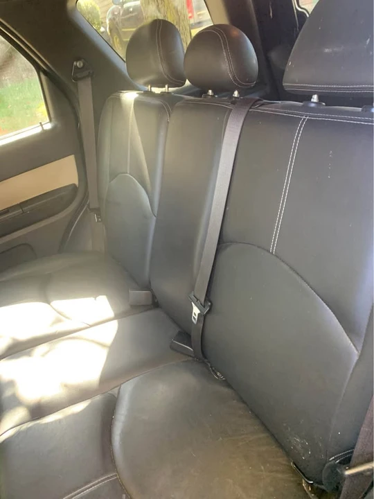 2010 Mercury Mariner - Image 12 of 20