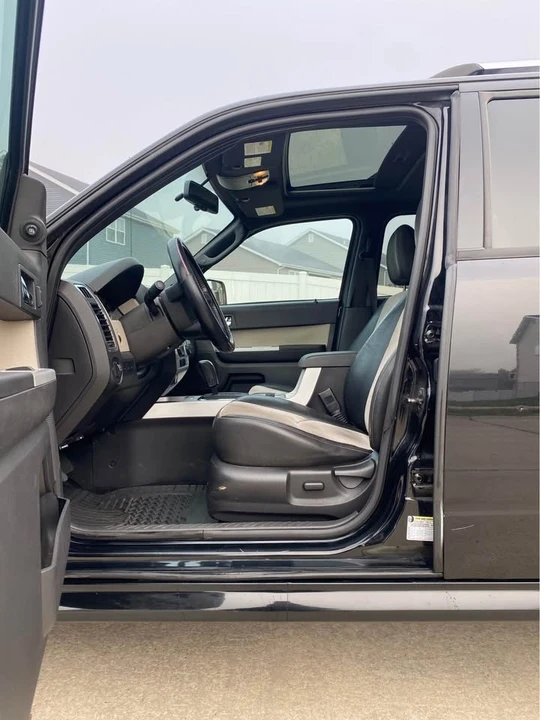 2010 Mercury Mariner - Image 11 of 15