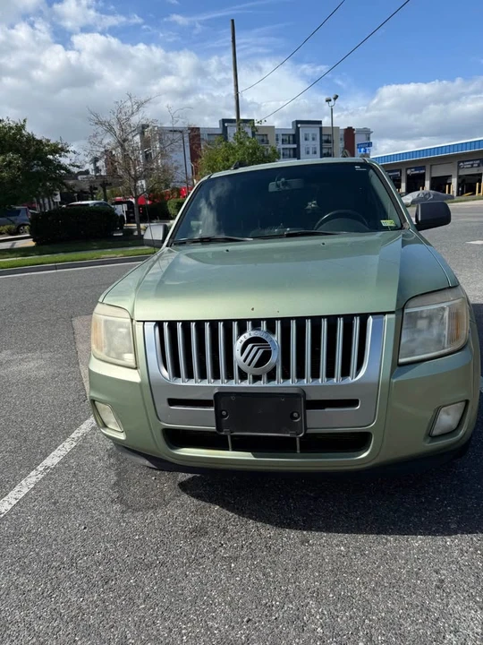 2010 Mercury Mariner - Image 2 of 10