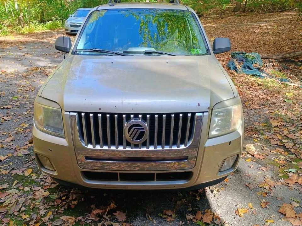 2010 Mercury Mariner - Image 2 of 6