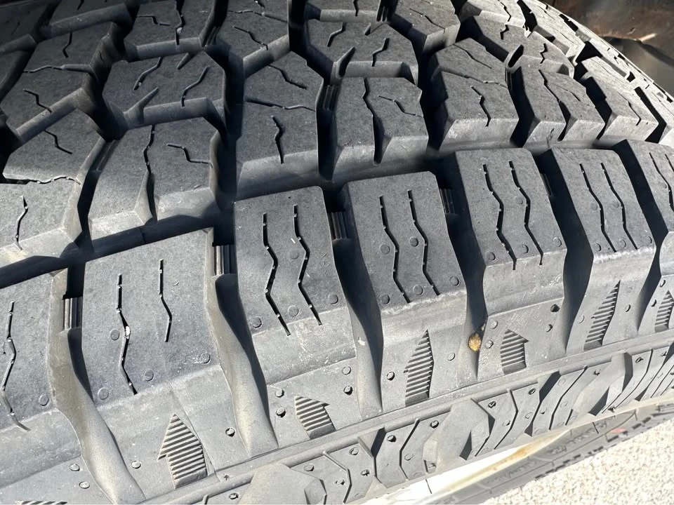 2010 Mercury Mariner - Image 6 of 6