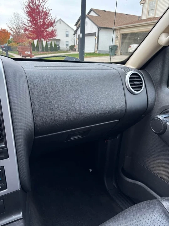 2010 Mercury - Image 14 of 15