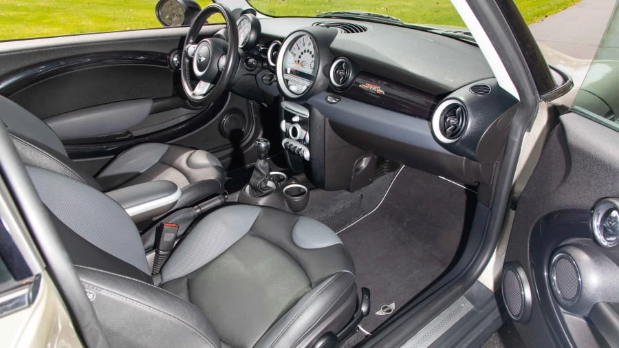 2010 Mini Clubman 1st Gen - Image 5 of 20