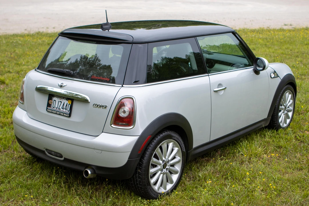 2010 Mini Mini 2nd Gen - Image 4 of 31