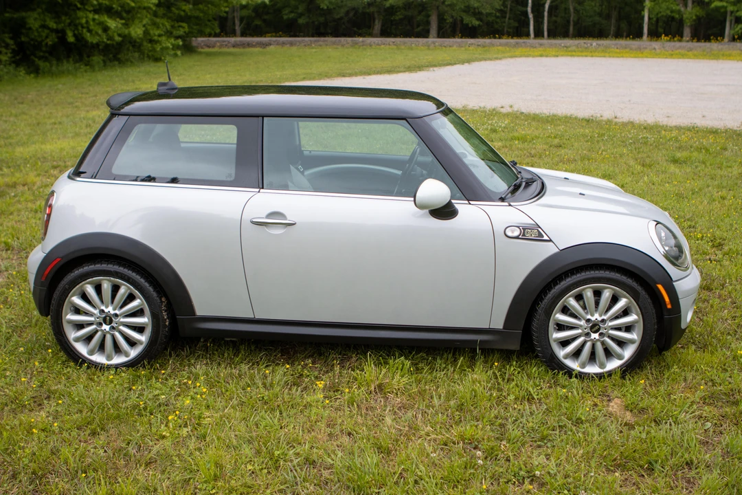 2010 Mini Mini 2nd Gen - Image 15 of 31