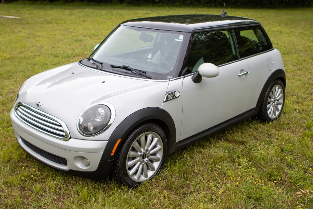 2010 Mini Mini 2nd Gen - Image 10 of 31