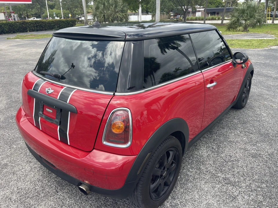 2010 Mini Mini 2nd Gen - Image 6 of 31