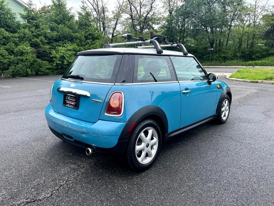 2010 Mini Mini 2nd Gen - Image 3 of 12