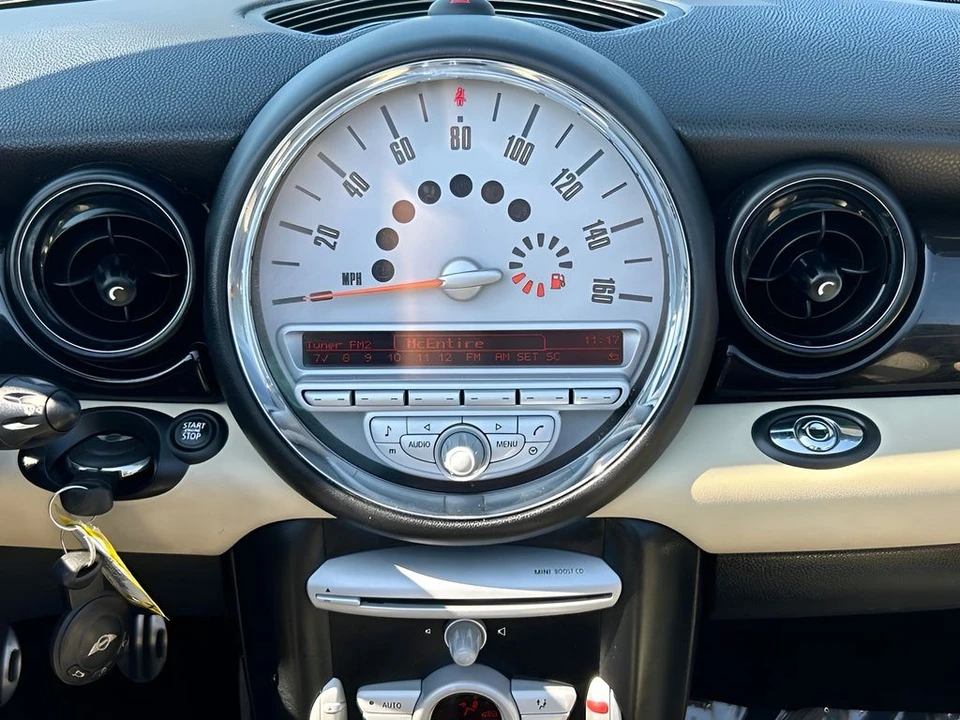 2010 Mini Mini 2nd Gen - Image 15 of 29