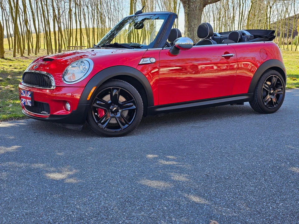 2010 Mini Mini John Cooper Works 2nd Gen - Image 13 of 31