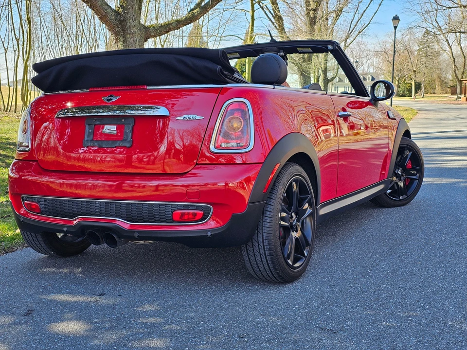 2010 Mini Mini John Cooper Works 2nd Gen - Image 29 of 31