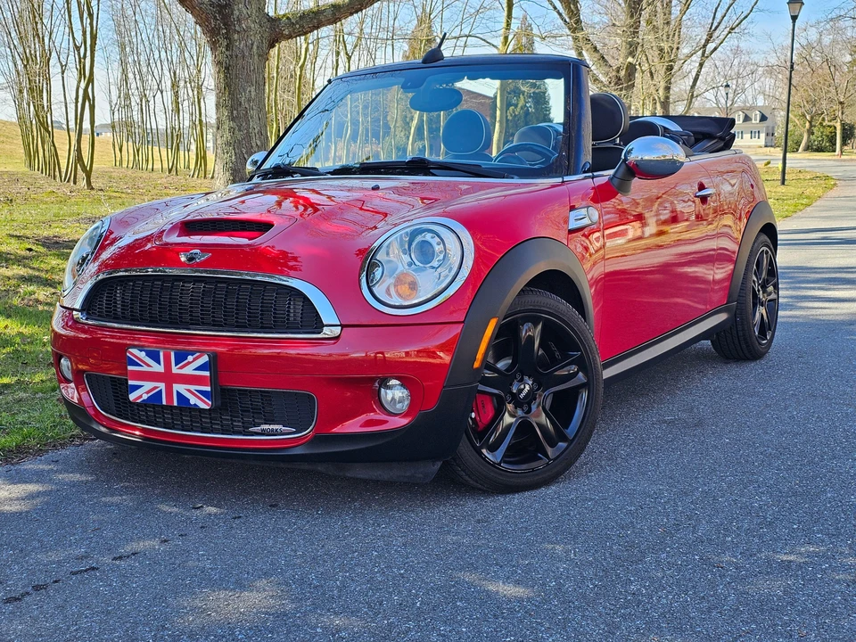 2010 Mini Mini John Cooper Works 2nd Gen - Image 8 of 31