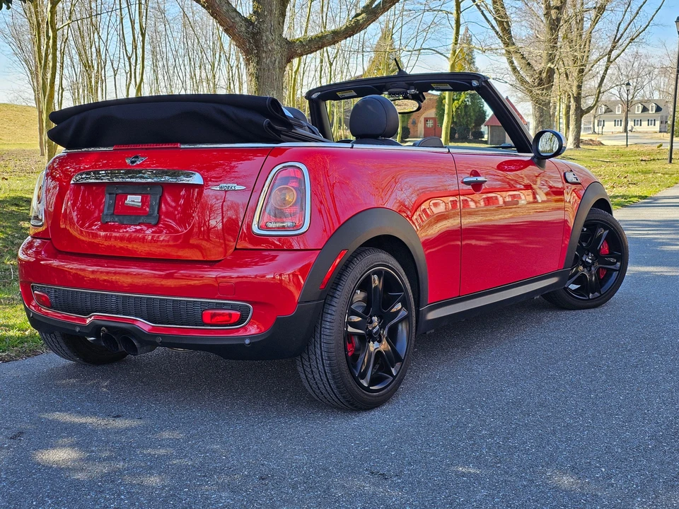 2010 Mini Mini John Cooper Works 2nd Gen - Image 30 of 31