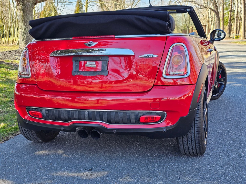 2010 Mini Mini John Cooper Works 2nd Gen - Image 27 of 31