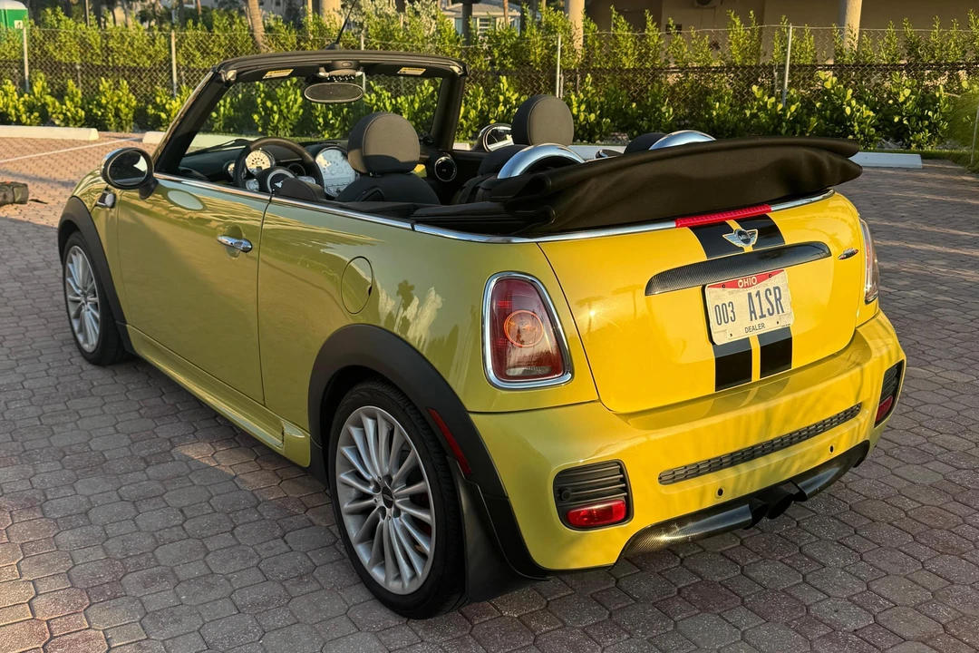 2010 Mini Mini John Cooper Works 2nd Gen - Image 4 of 31