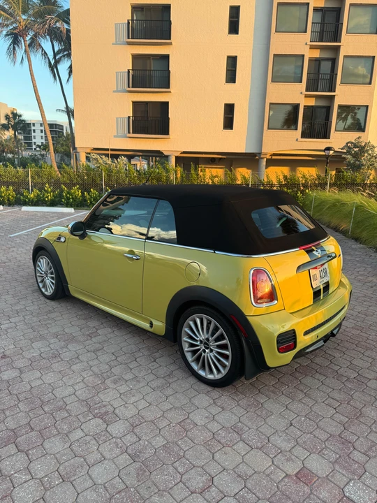 2010 Mini Mini John Cooper Works 2nd Gen - Image 9 of 31