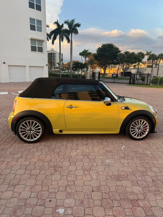 2010 Mini Mini John Cooper Works 2nd Gen - Image 12 of 31