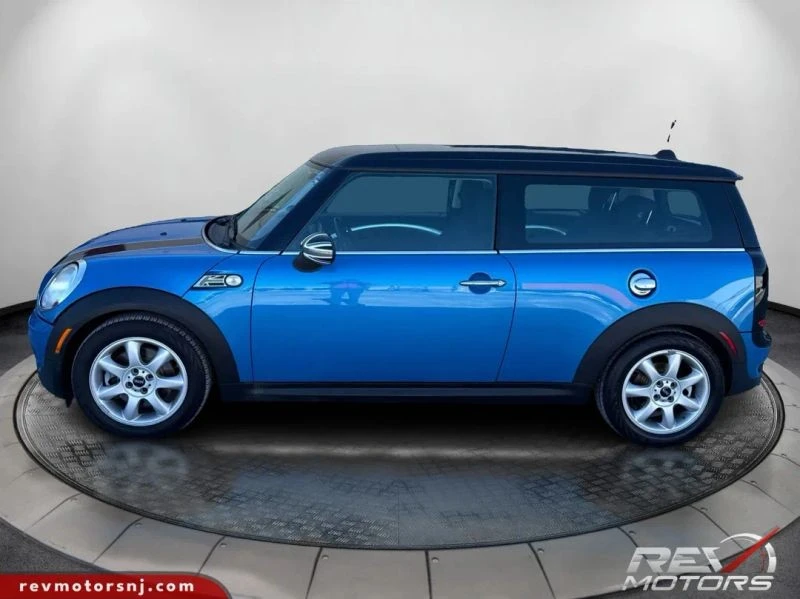 2010 Mini Mini 2nd Gen - Image 2 of 12