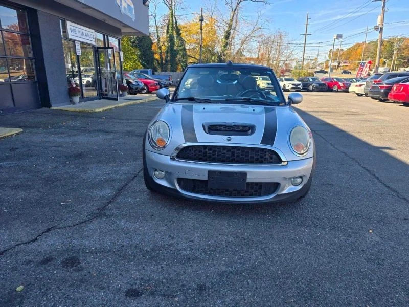 2010 Mini Mini 2nd Gen - Image 2 of 6